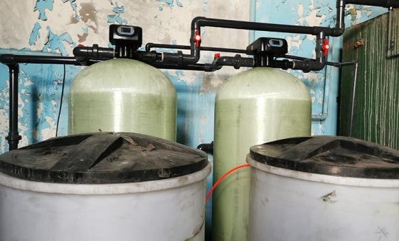 塑膠廠冷卻水循環(huán)補水系統